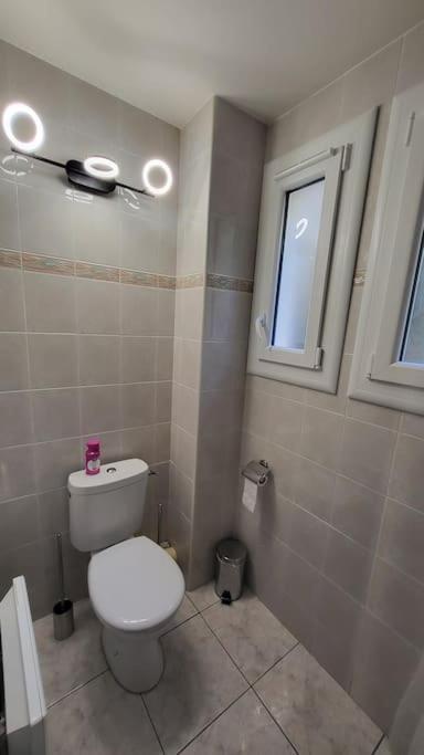 פרפיניין Appartement Chaleureux, Proche De La Gare מראה חיצוני תמונה